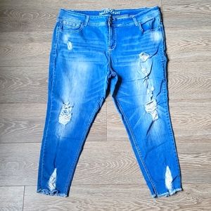 Wallflower skinny leg distressed jeans.